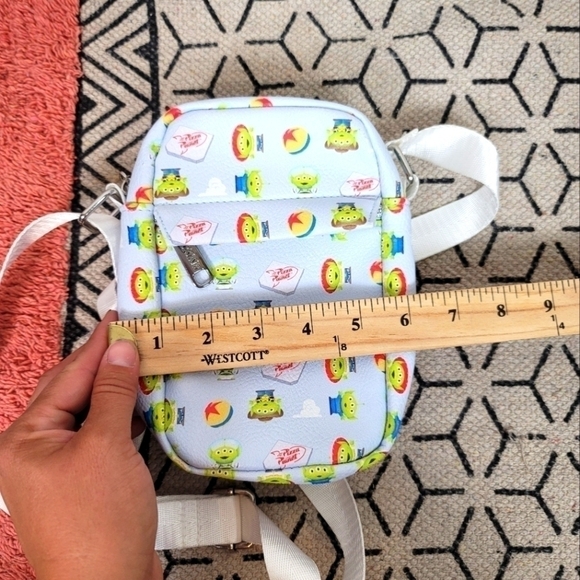 TOY STORY ALIEN PIXAR CROSSBODY BAG FROM BUCKLE-DOWN - Picture 12 of 12